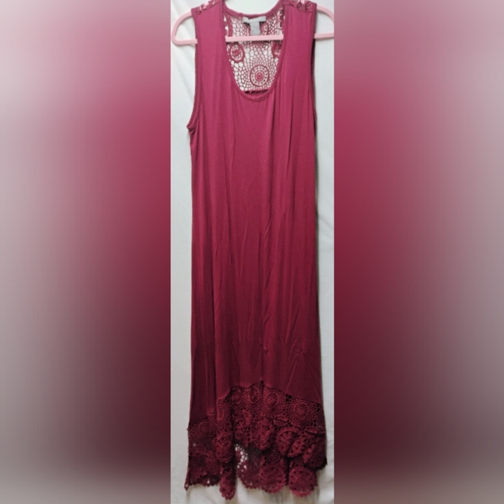 Kate & Mallory Sleeveless High-Low Maxi Dress in Berry